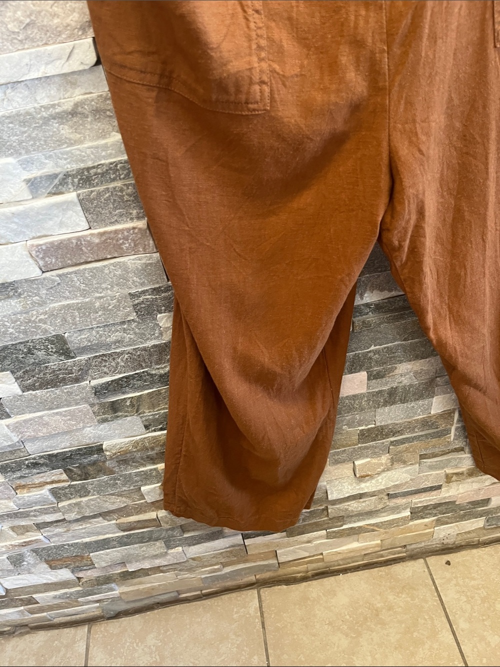 Old Navy Rust-Brown Wide-Leg Linen-Blend Jumpsuit with Buttons - Picture 5 of 16